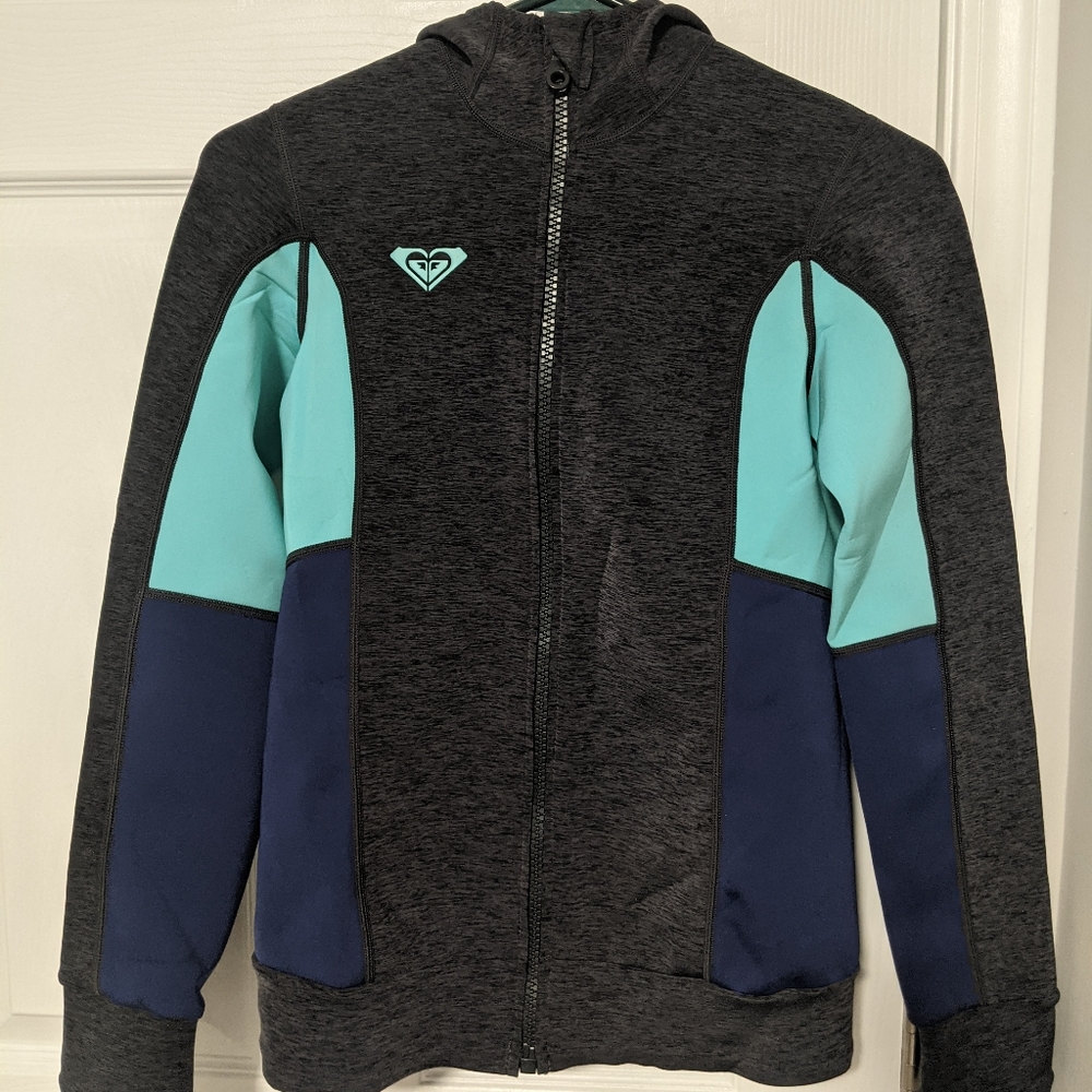 Roxy wetsuit hoodie size 4